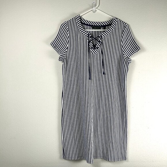 C Wonder Dress Womens Size M Navy White Striped Lace Up Textured Shift Nautical - Picture 5 of 13